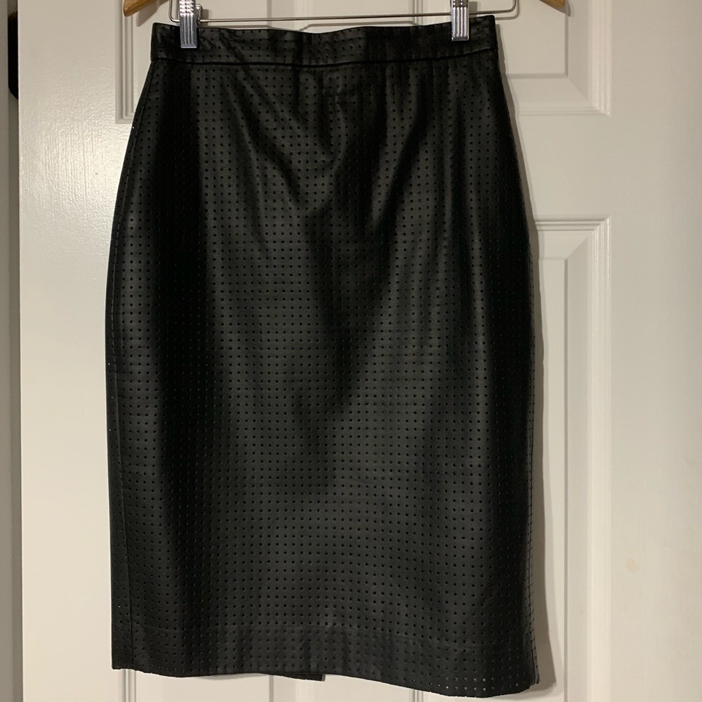 BANANA REPUBLIC Faux Leather Skirt Size 2